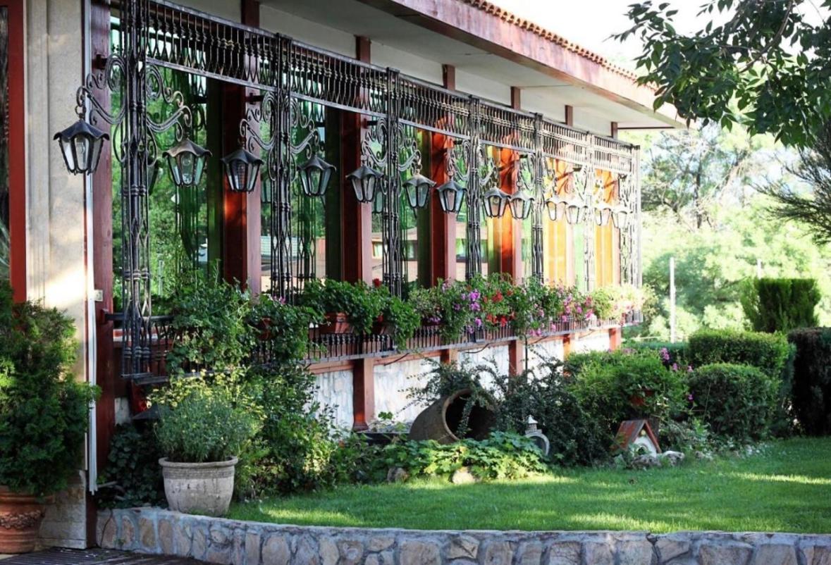 Luxury Apartment Rich 3 Velingrad Bagian luar foto